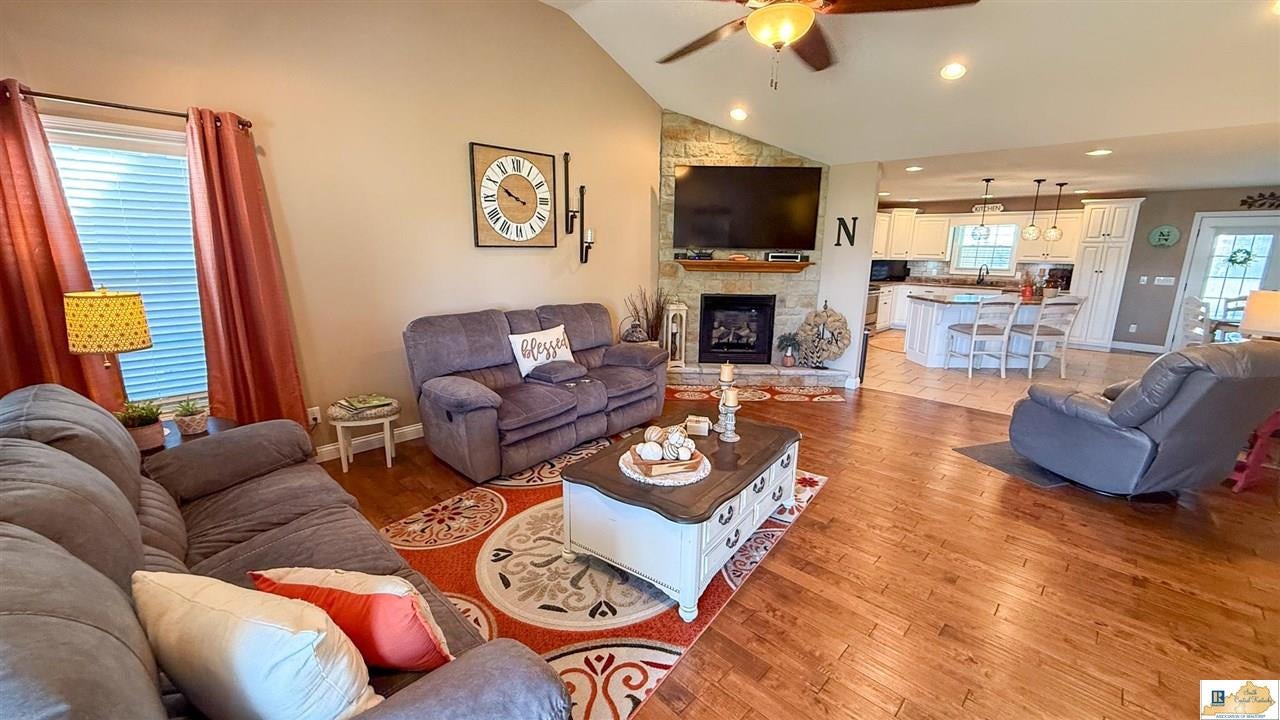 4441 Dripping Springs Road Glasgow, KY 42141 - Photo 12 of 42 Gallery Image 12