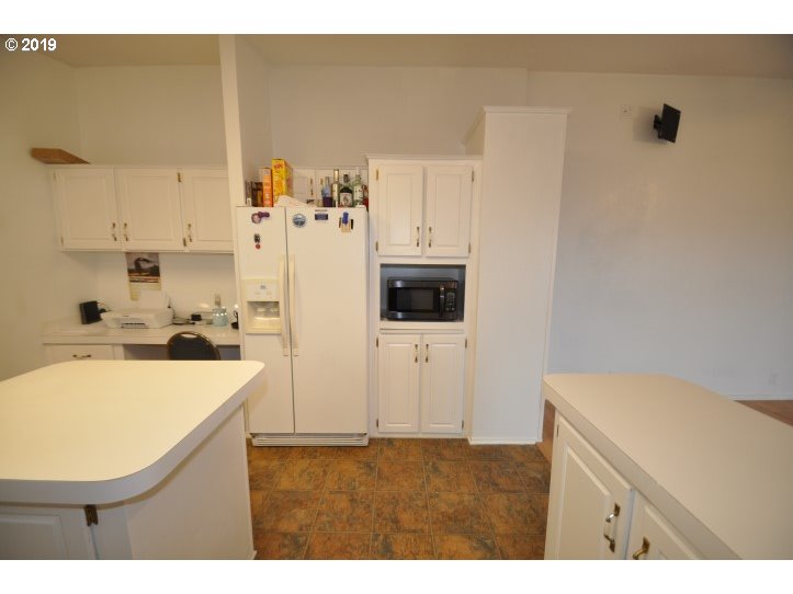 29220 Old Rainier Road Rainier, OR 97048 - Photo 14 of 28