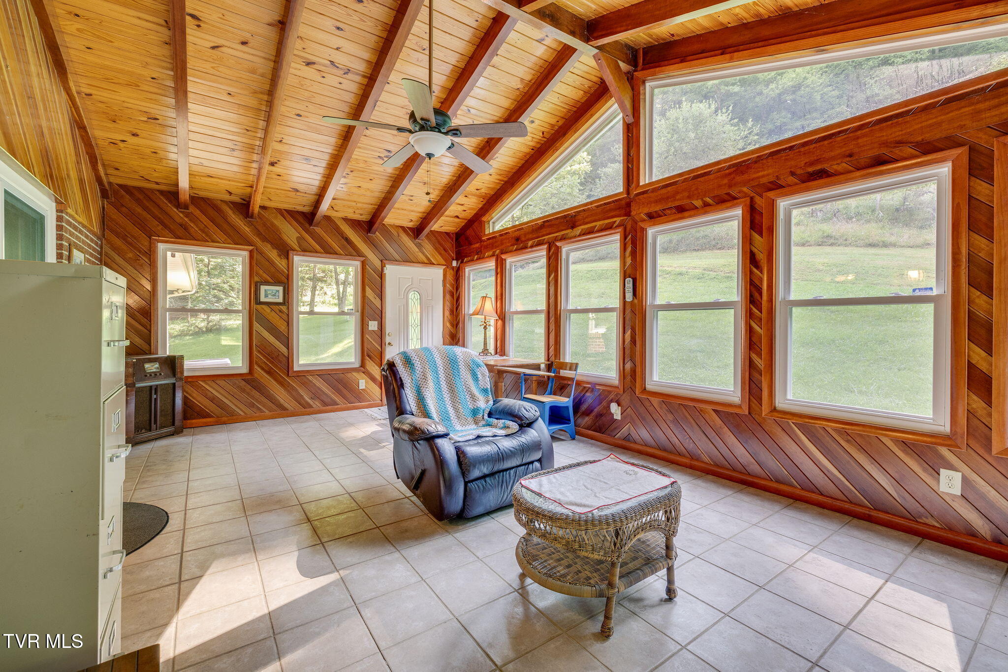 175 Robert Rice Road Erwin, TN 37650 - Photo 13 of 58 033