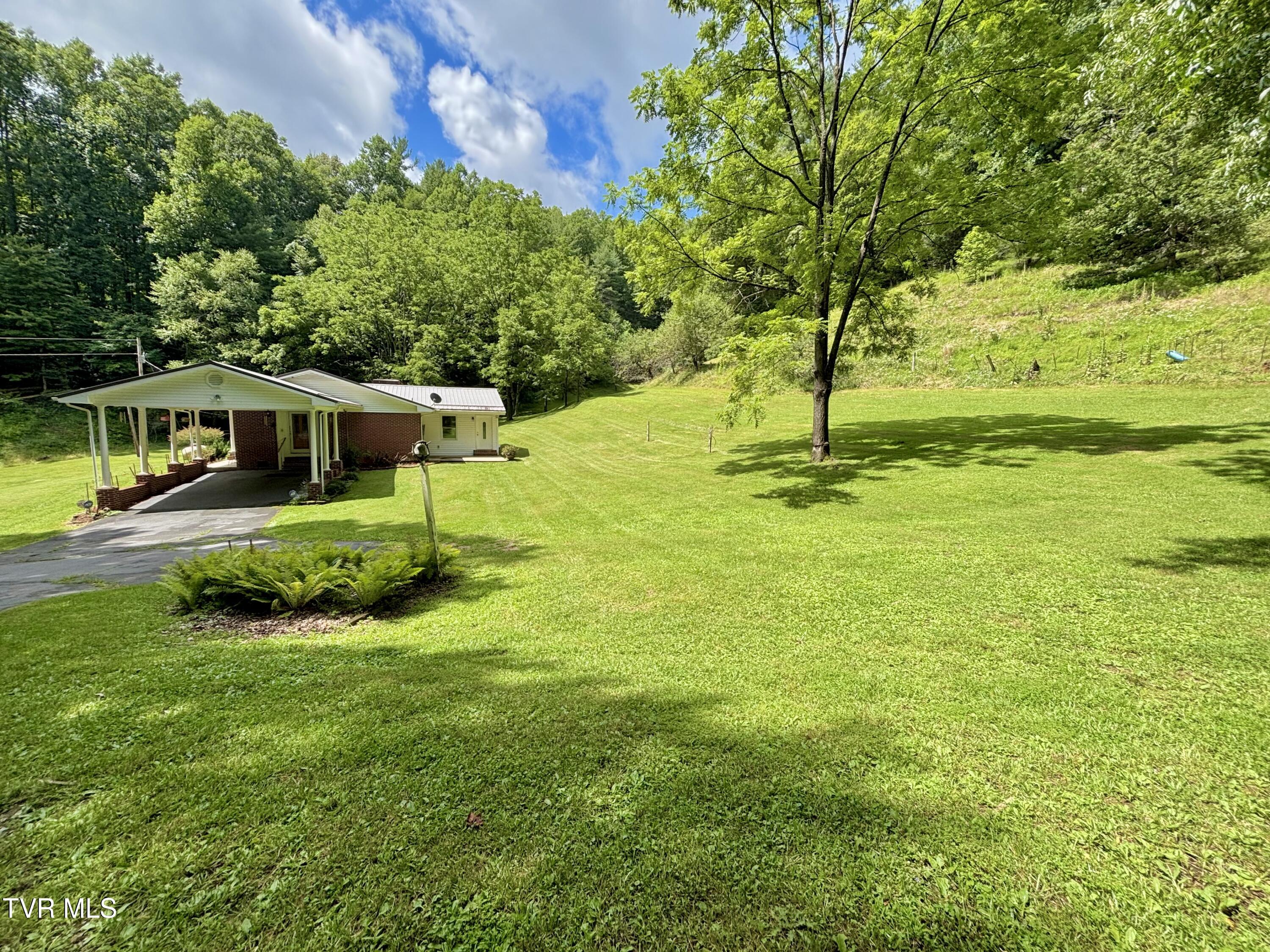 175 Robert Rice Road Erwin, TN 37650 - Photo 38 of 58 IMG_4714