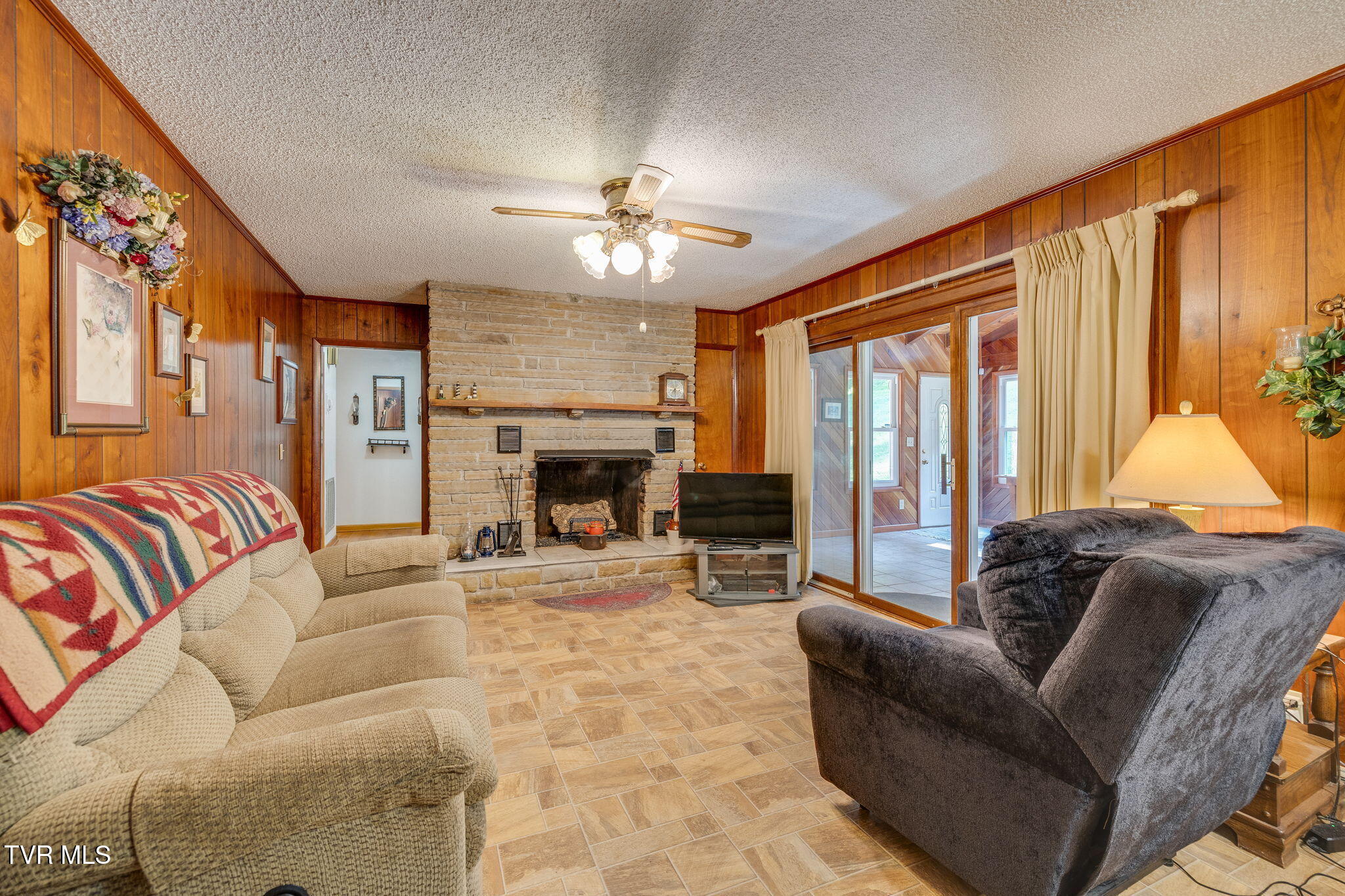 175 Robert Rice Road Erwin, TN 37650 - Photo 10 of 58 009