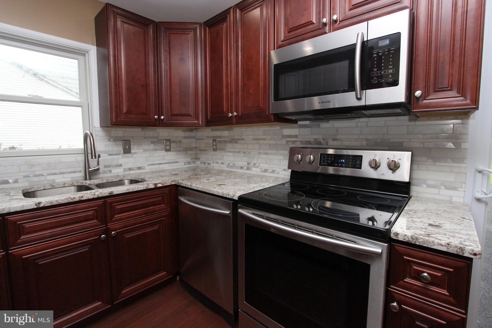 312 Crestview Road Lansdale, PA 19446 - Photo 8 of 17 Gallery Image 8