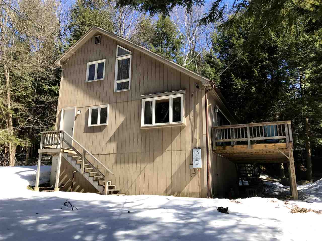 240 Pikes Point Road Bristol, NH 03222 - Photo 4 of 40