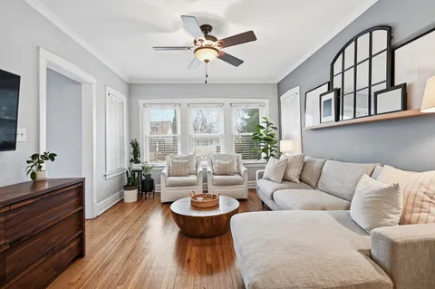 $350,000 | 2714 Clarence Avenue, Berwyn, IL 60402