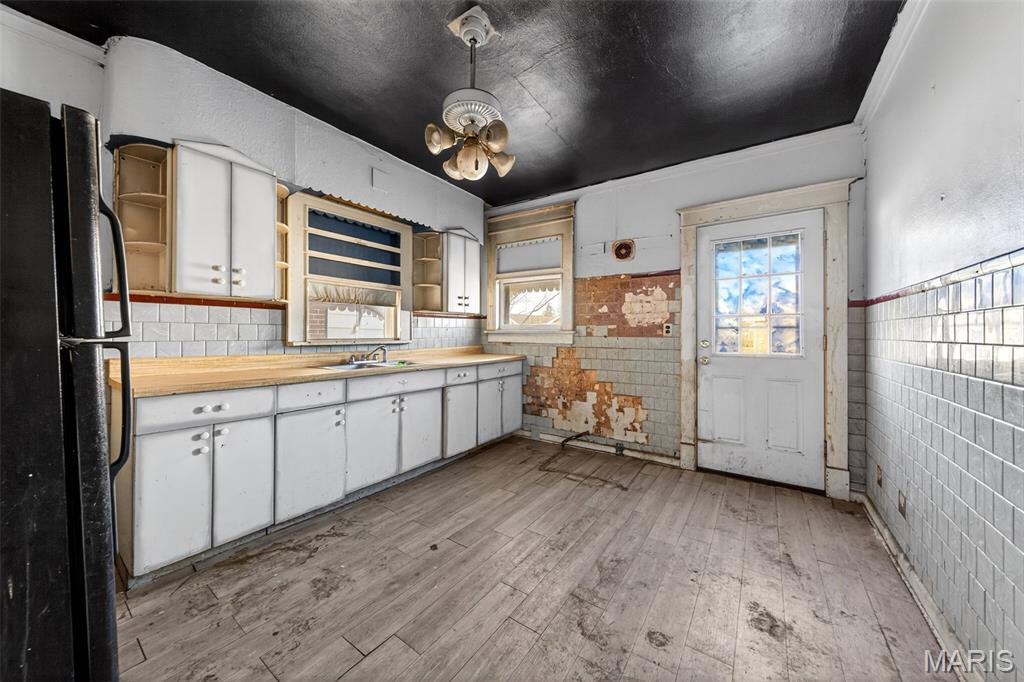 5947 Summit Avenue St. Louis, MO 63147 - Photo 12 of 30