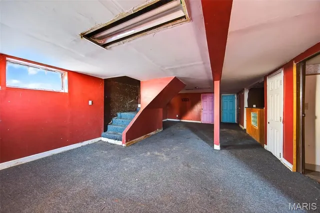 $69,900 | 5947 Summit Avenue, St. Louis, MO 63147