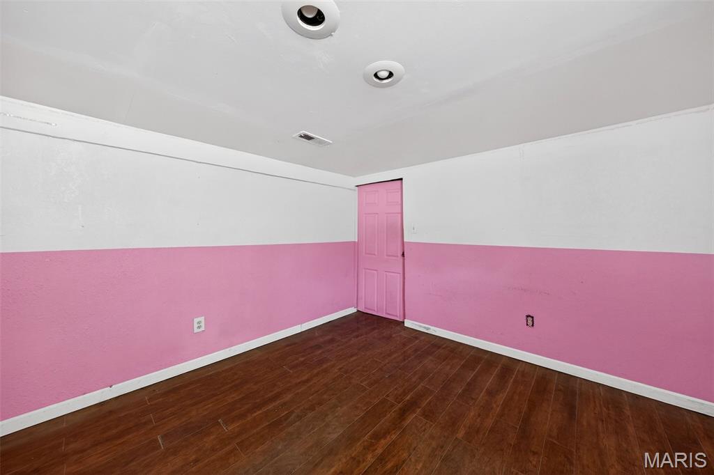 5947 Summit Avenue St. Louis, MO 63147 - Photo 23 of 30