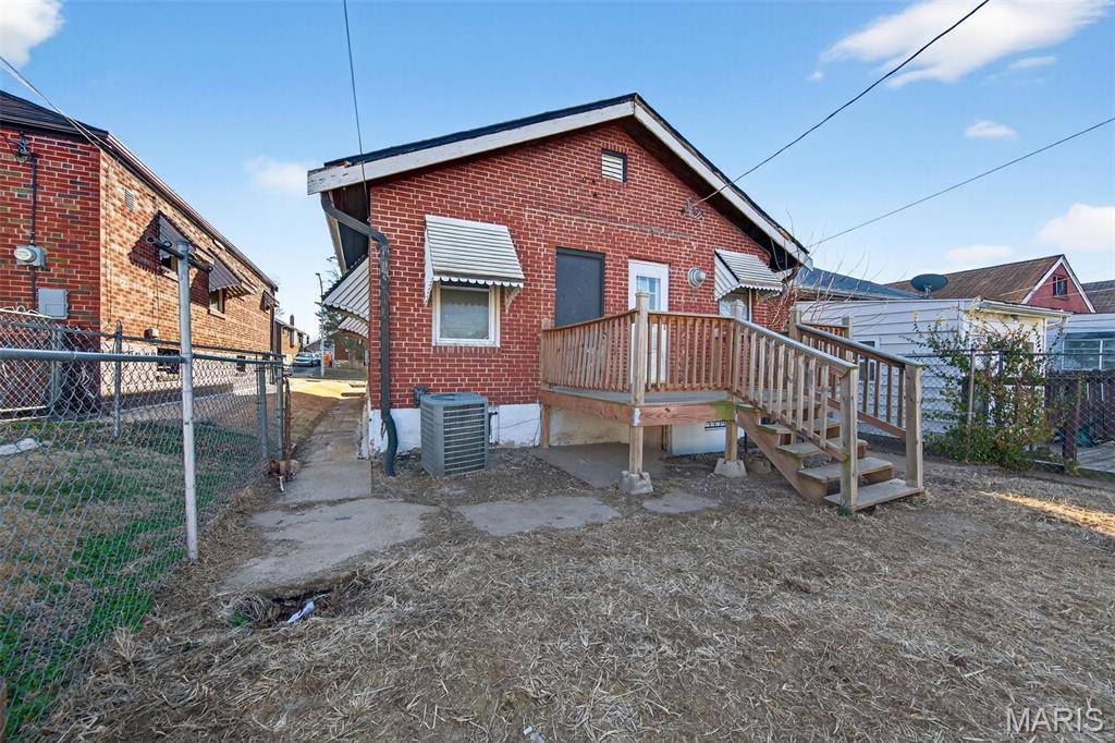 5947 Summit Avenue St. Louis, MO 63147 - Photo 28 of 30