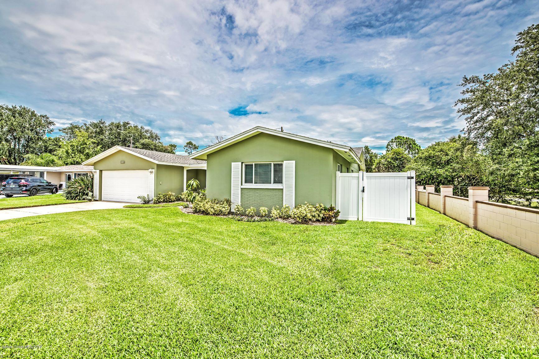 2918 Colchester Road Cocoa, FL 32926 - Photo 28 of 39 Side View