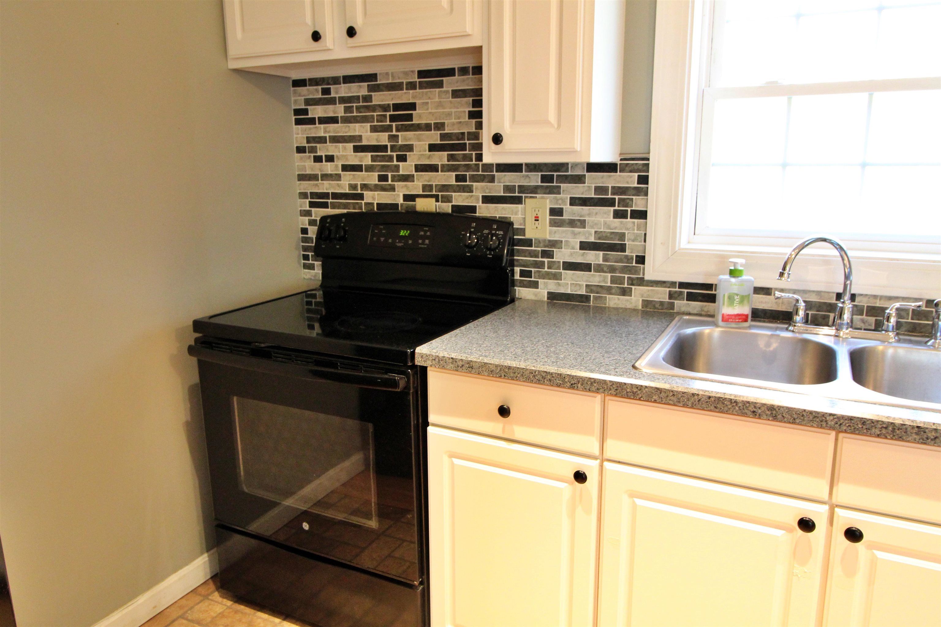 31 Ethan Lane Alburgh, VT 05440 - Photo 8 of 35