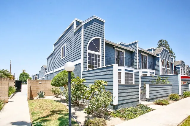 $3,400 | 14786 Pioneer Boulevard, Norwalk, CA 90650