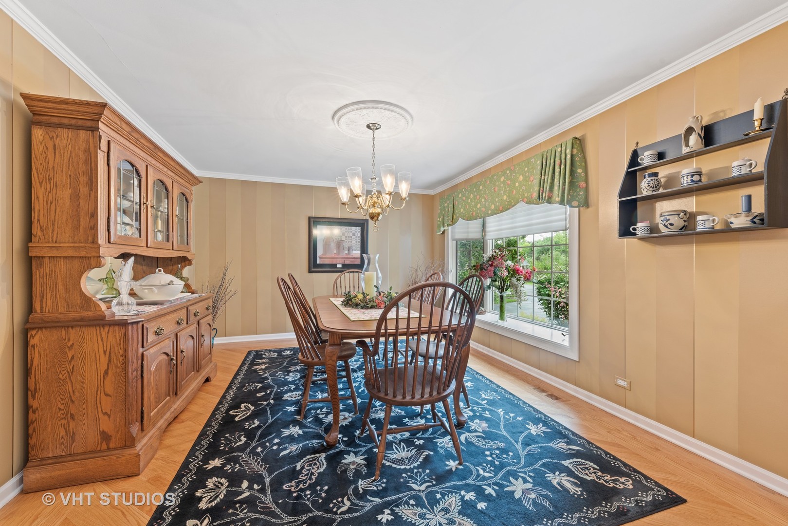 6 Oak Creek Road Rolling Meadows, IL 60008 - Photo 17 of 42 a view of a dining room with furniture window and wooden floor