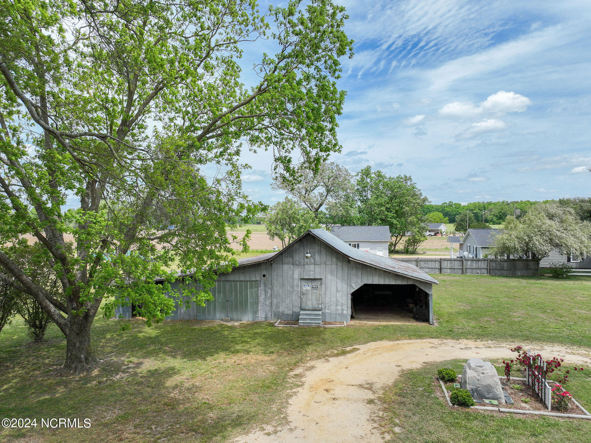 5729 William R King Road Newton Grove, NC 28366 - Photo 22 of 25 5729WilliamRKingRd-NewtonGroveNC-13