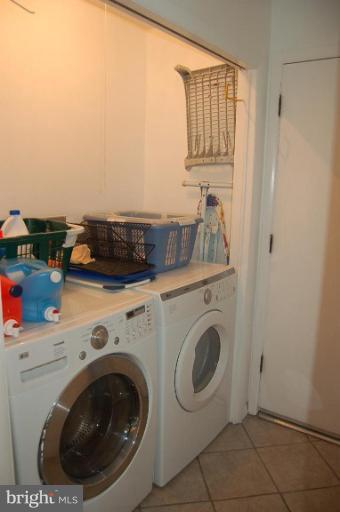 12409 Deoudes Road Boyds, MD 20841 - Photo 11 of 25 Laundry Area 1
