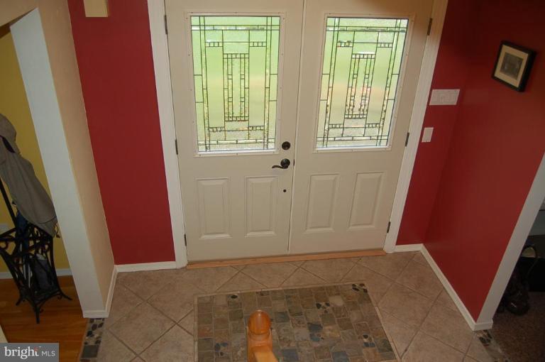 12409 Deoudes Road Boyds, MD 20841 - Photo 22 of 25 Entrance / Foyer