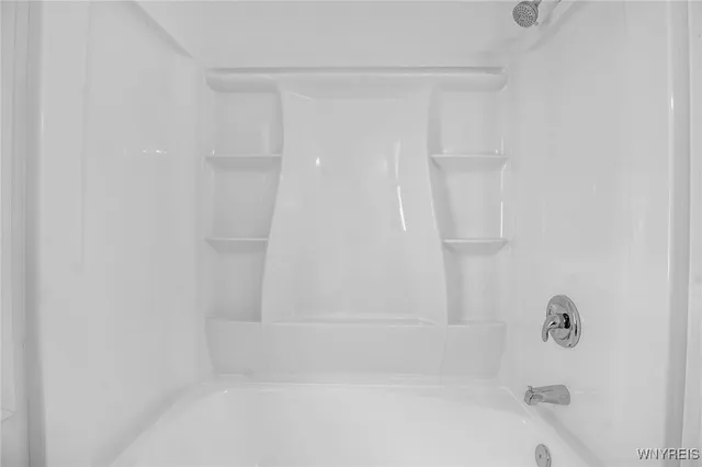 $1,500 | 205 Lisbon Avenue, Unit 2, Buffalo, NY 14215