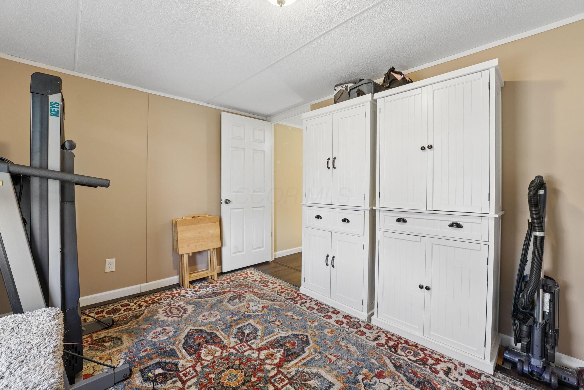261 Berryville Road Columbus, OH 43207 - Photo 24 of 32 24-web-or-mls-261-berryville-rd