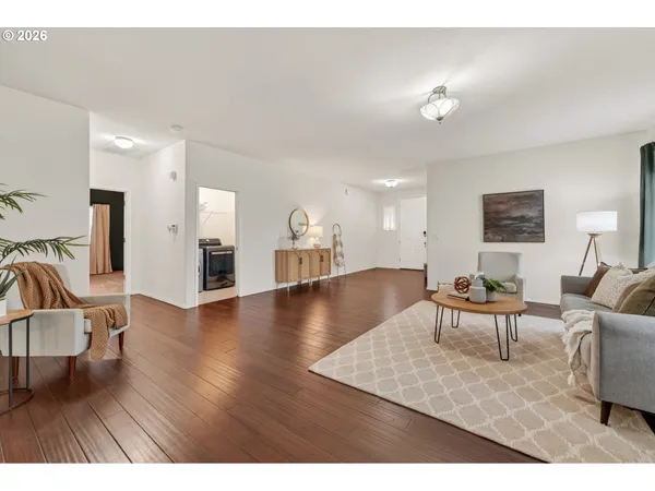 $629,900 | 12425 Southwest Winterview Drive, Tigard, OR 97224