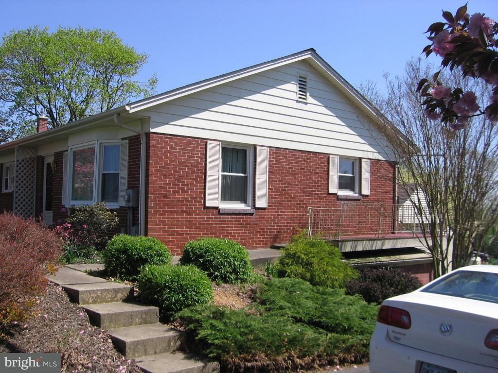 2356 Franklin Road Columbia, PA 17512 - Photo 6 of 46