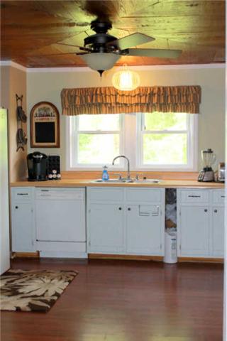 853 Hafner Road Charlotte, TN 37036 - Photo 6 of 20 Gallery Image 6