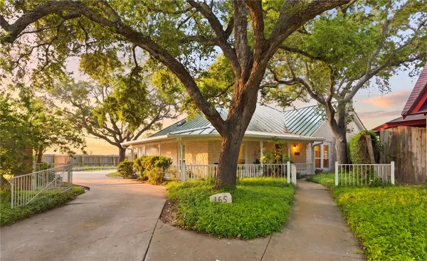 $699,900 | 165 Kush Lane, Corpus Christi, TX 78404