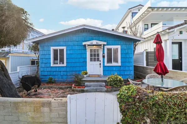 $1,795,000 | 719 Jersey Court, San Diego, CA 92109