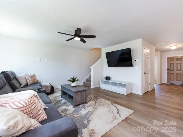 $600,000 | 17848 Wilbanks Drive, Charlotte, NC 28278