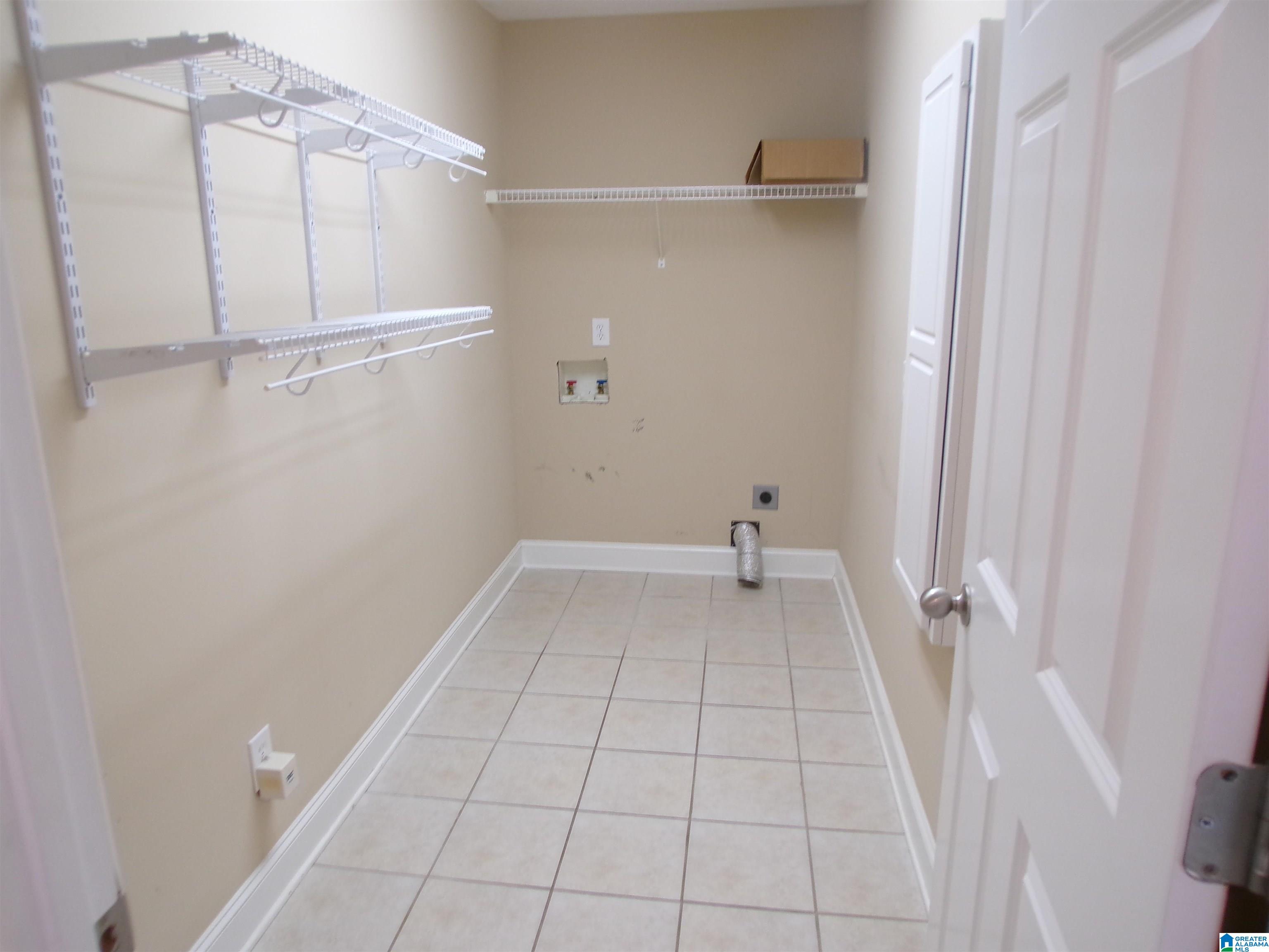 36 Foxley Road Anniston, AL 36205 - Photo 13 of 71
