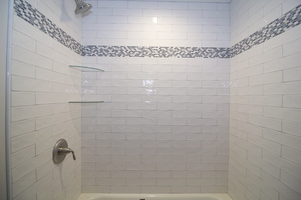 2 Knollwood Road Medfield, MA 02052 - Photo 12 of 21 Gallery Image 12