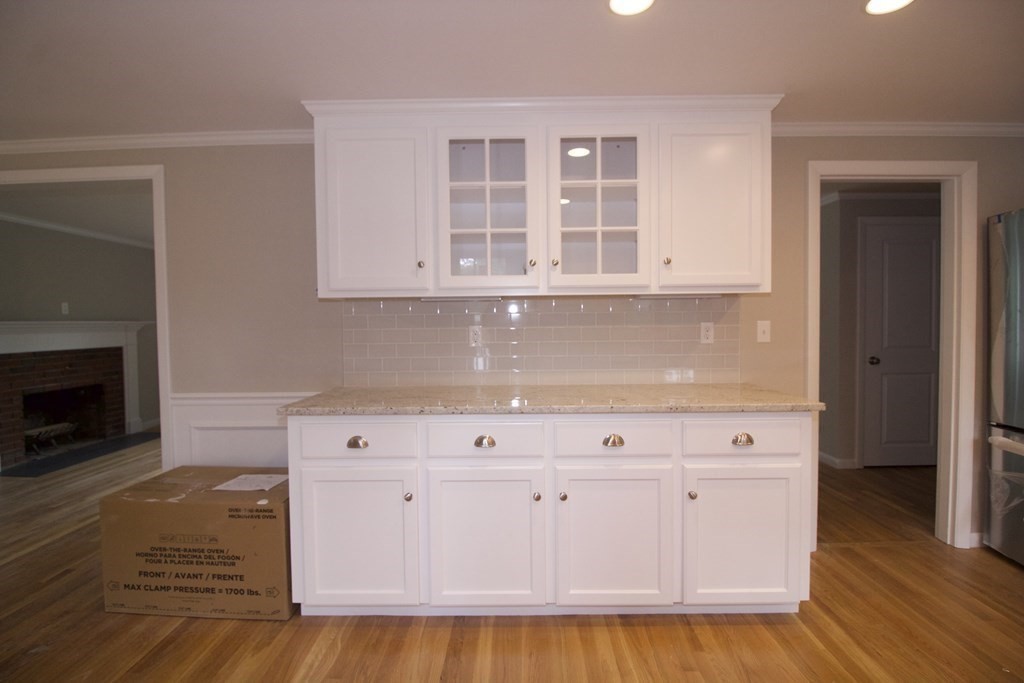 2 Knollwood Road Medfield, MA 02052 - Photo 4 of 21 Gallery Image 4