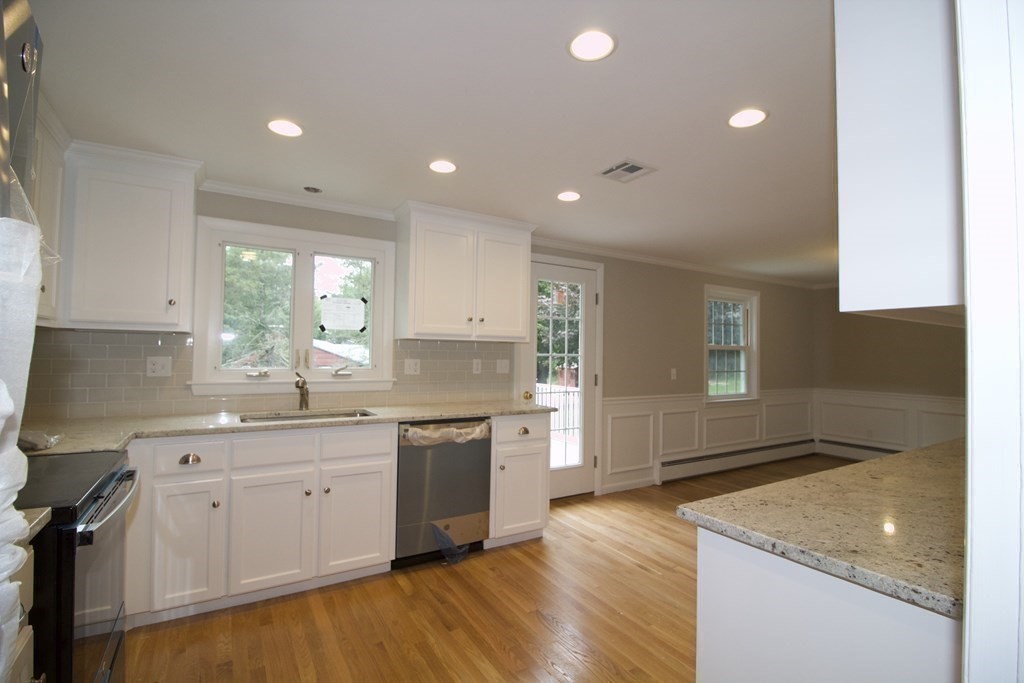2 Knollwood Road Medfield, MA 02052 - Photo 9 of 21 Gallery Image 9
