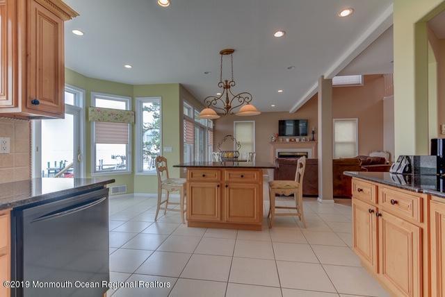 7 Cove Point Road Toms River, NJ 08753 - Photo 10 of 33 9
