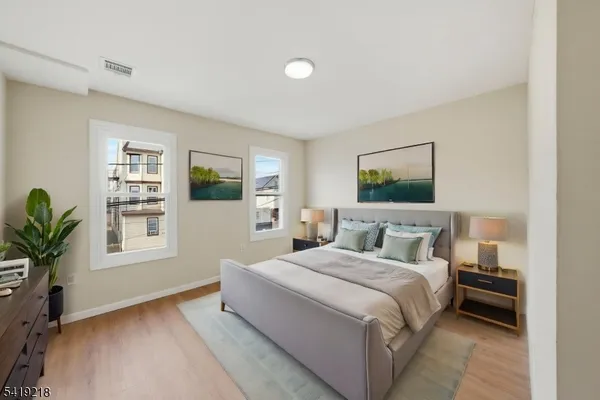$675,000 | 216 Delaware Street, Elizabeth Port, NJ 07206