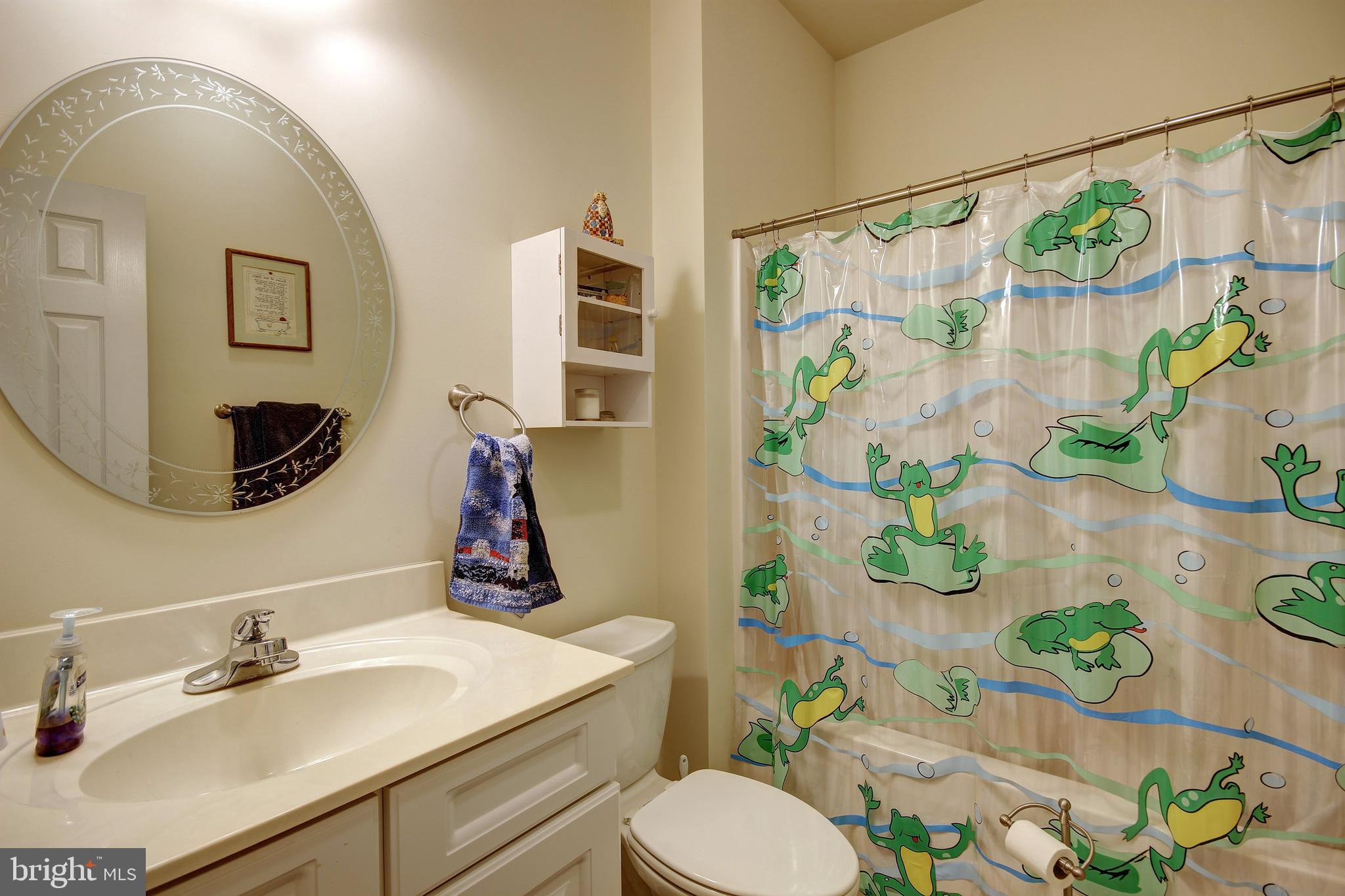 28140 Whitehaven Ferry Road Princess Anne, MD 21853 - Photo 23 of 29 full Bathroom between bedrooms