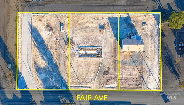 $899,900 | 803-823 Fair Avenue, Filer, ID 83328
