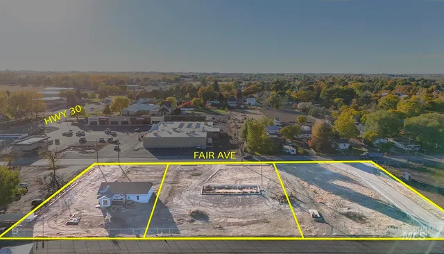 $899,900 | 803-823 Fair Avenue, Filer, ID 83328