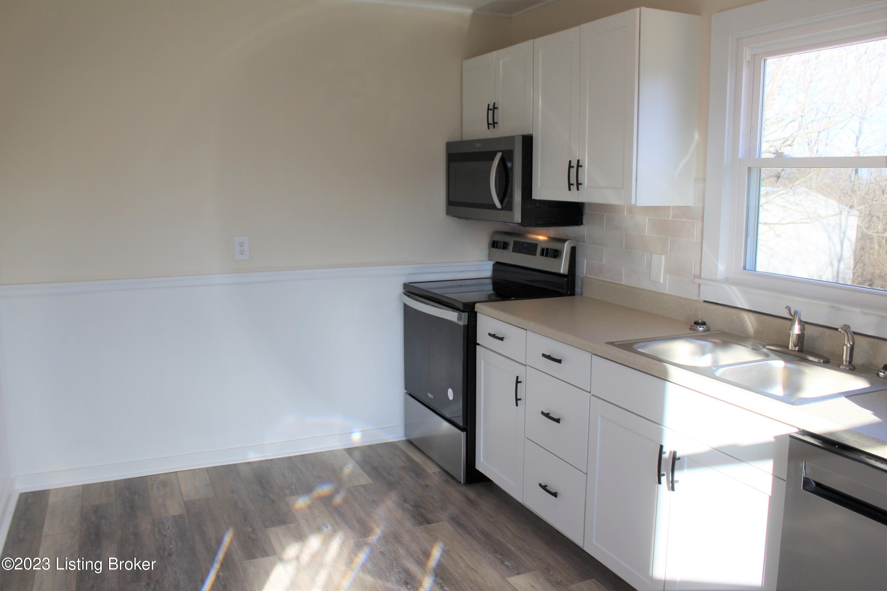 4500 Jackson Road Eminence, KY 40019 - Photo 8 of 22 Kitchen