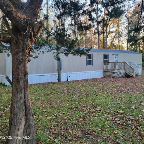 $1,350 | 78 Peterson Hill Avenue, Burgaw, NC 28425