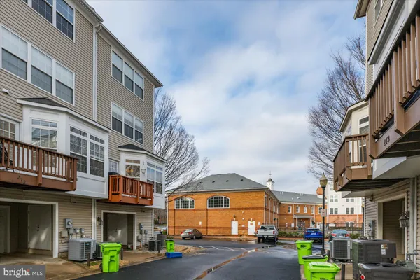 $4,400 | 210 Cameron Station Boulevard, Alexandria, VA 22304