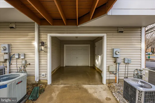 $4,400 | 210 Cameron Station Boulevard, Alexandria, VA 22304