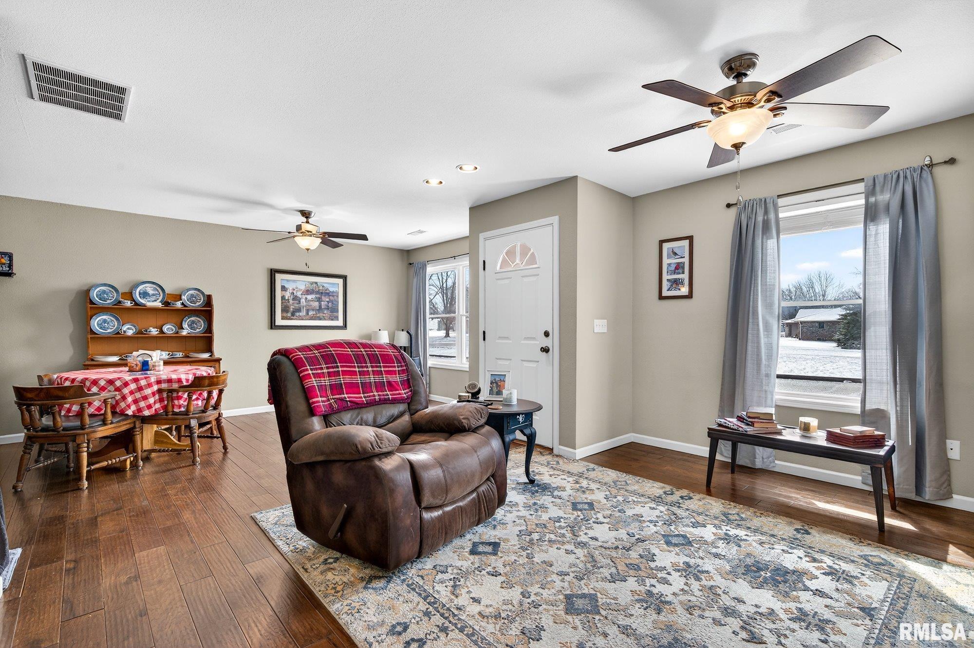 109 2nd Street Lacon, IL 61540 - Photo 2 of 20