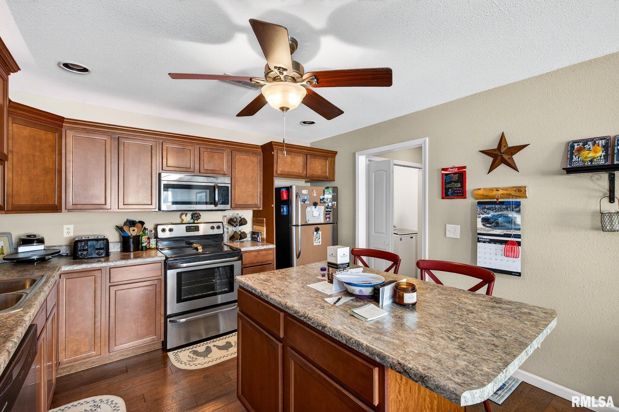 109 2nd Street Lacon, IL 61540 - Photo 8 of 20