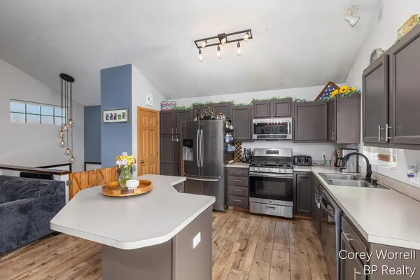$359,900 | 2849 Bark Court, Cedar Springs, MI 49319