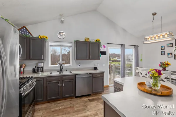 $359,900 | 2849 Bark Court, Cedar Springs, MI 49319