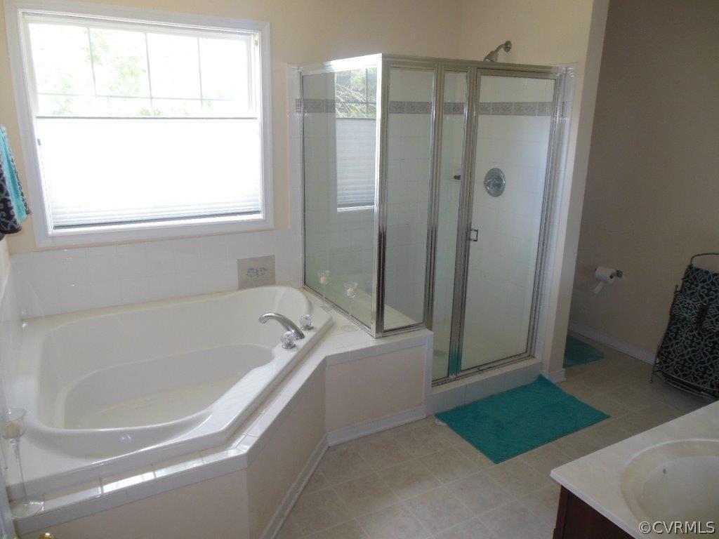 3050 Kinvan Road Henrico, VA 23231 - Photo 15 of 22 Master Bathroom