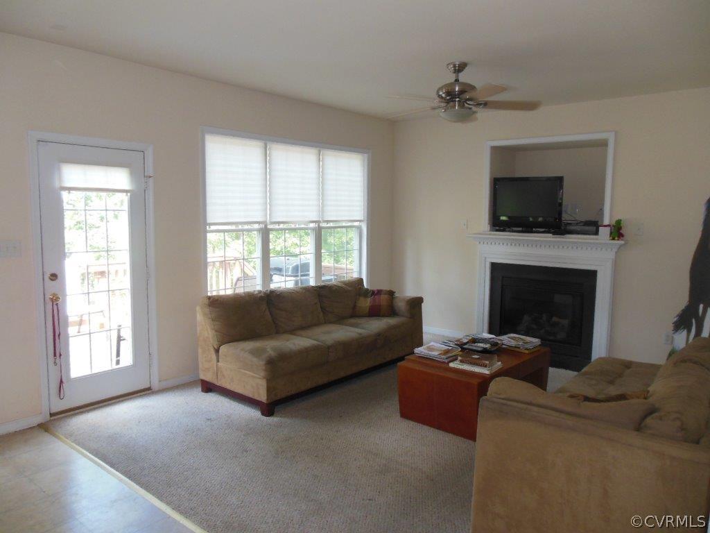 3050 Kinvan Road Henrico, VA 23231 - Photo 6 of 22 Family Room