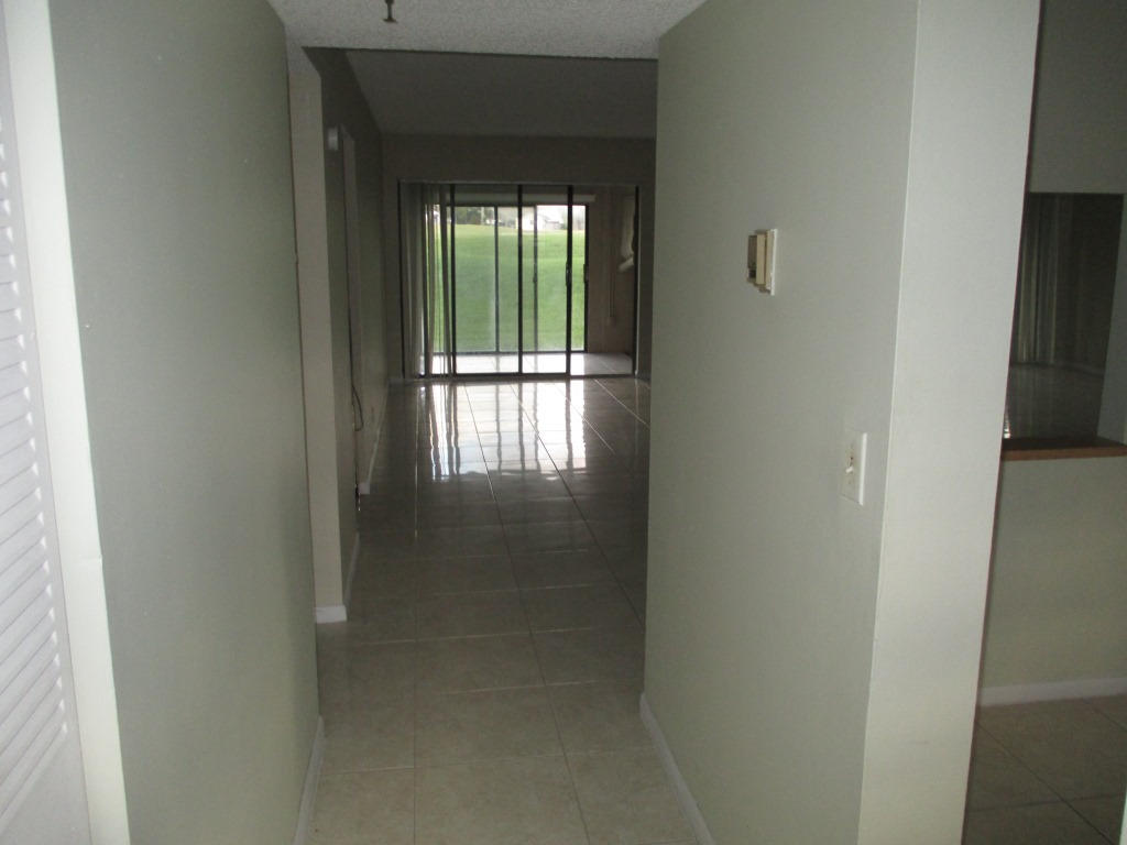 9235 Southwest 8th Street, Unit 101 Boca Raton, FL 33428 - Photo 3 of 12 005