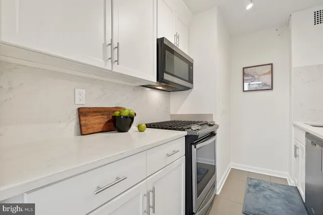 $374,900 | 1545 18th Street Northwest, Unit 303, Washington, DC 20036