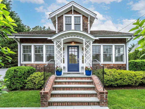 $6,200 | 29 Birch Street, Locust Valley, NY 11560