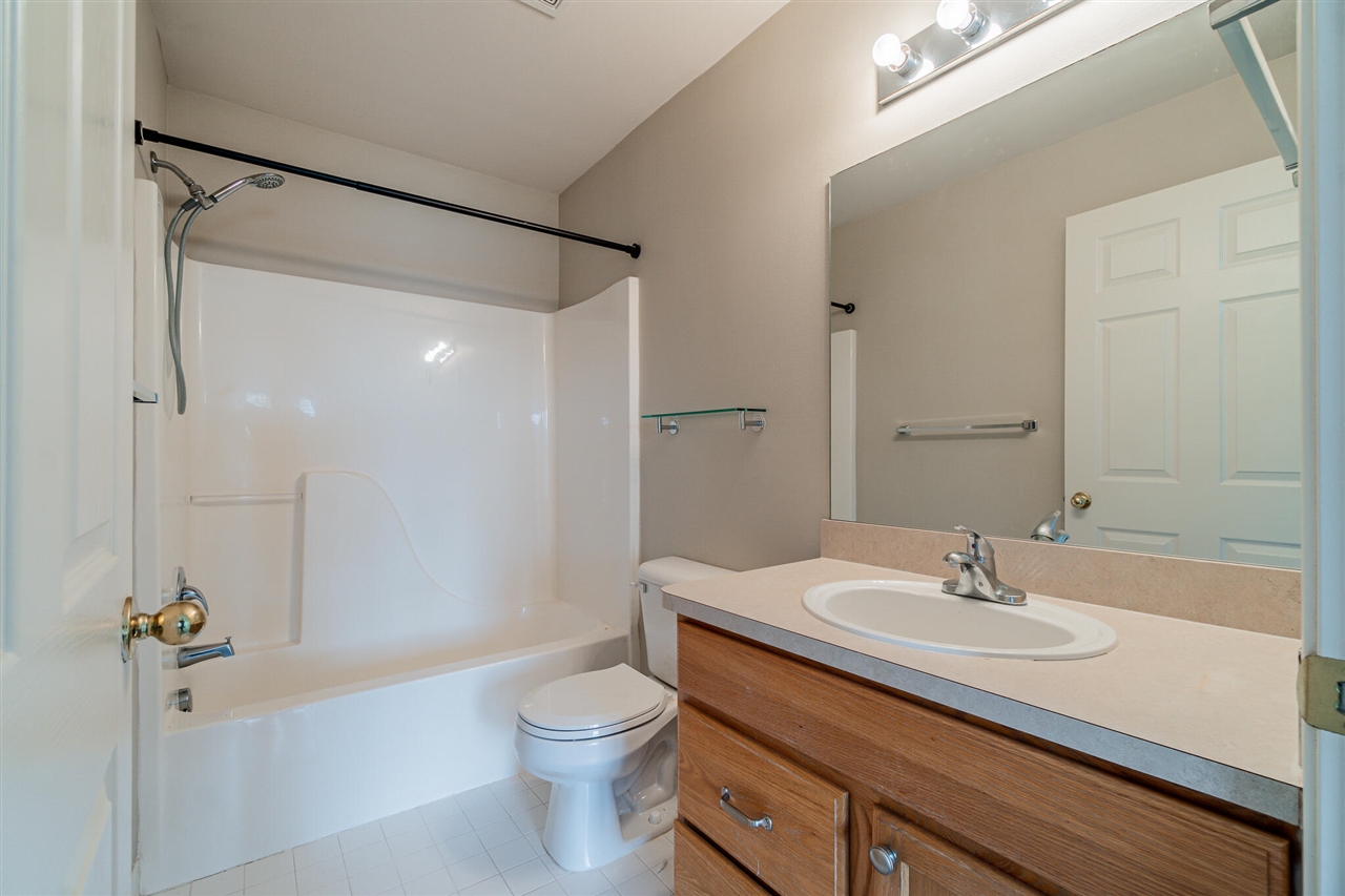 50147 Harding Street Canton, MI 48188 - Photo 18 of 24